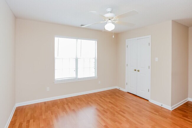 Building Photo - 9296 McClendon Cir N