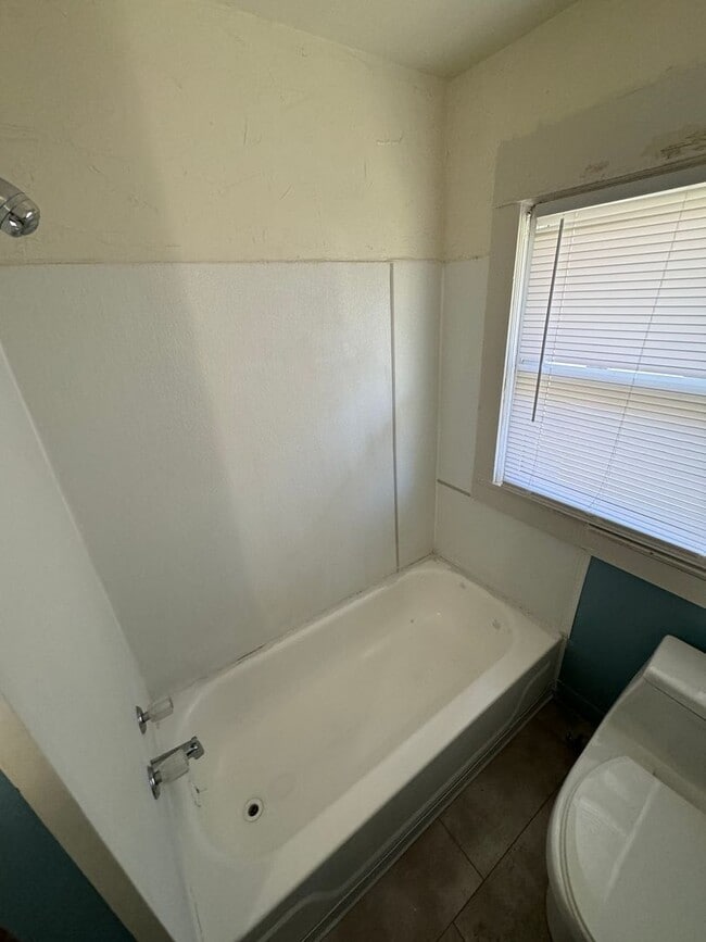 Building Photo - 769/771 Work Drive