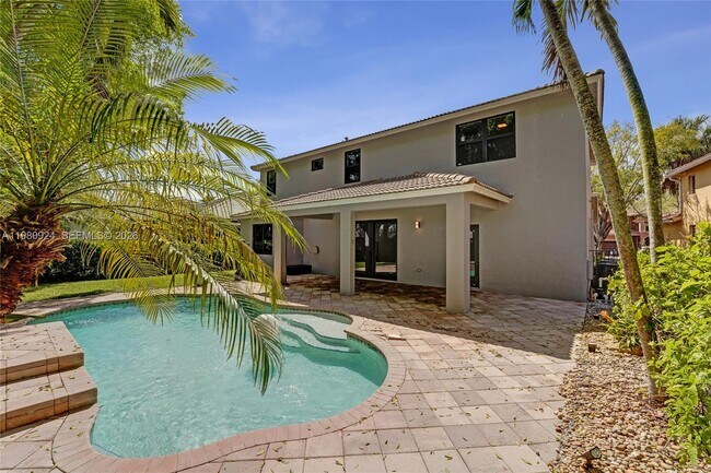 Building Photo - 4100 E Gardenia Ave