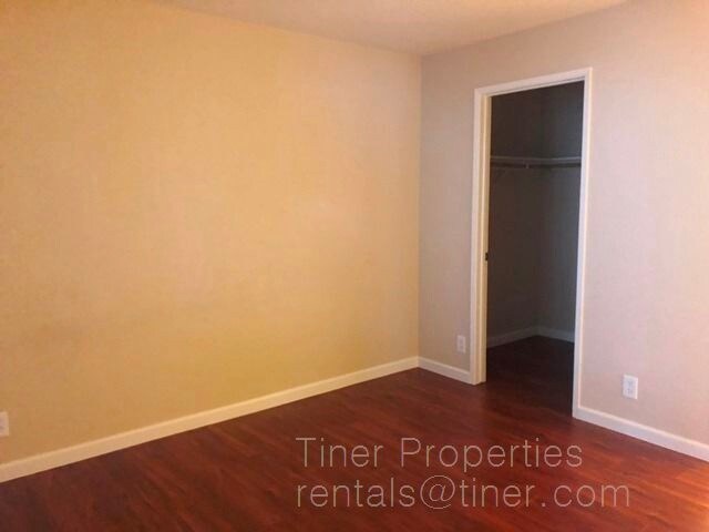 Building Photo - Natomas 2 Bedroom Condominium in Gated Com...