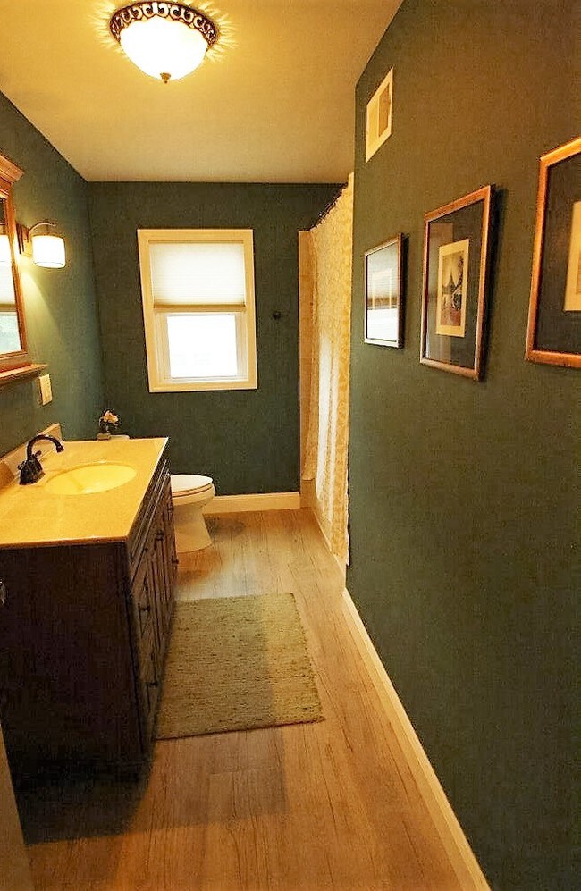 Main Bath - 61 Cornell Blvd