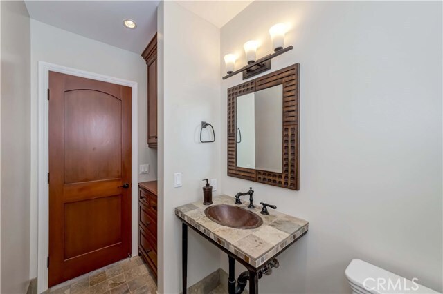 Building Photo - 2816 Manhattan Ave