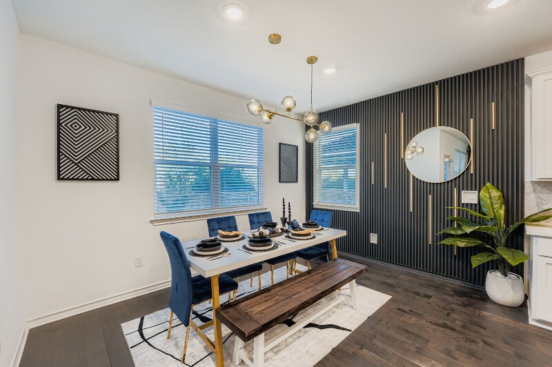 Building Photo - 2902 Bronx Dr