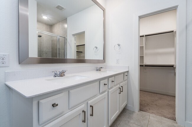Building Photo - 27006 Hidden Rock Ct
