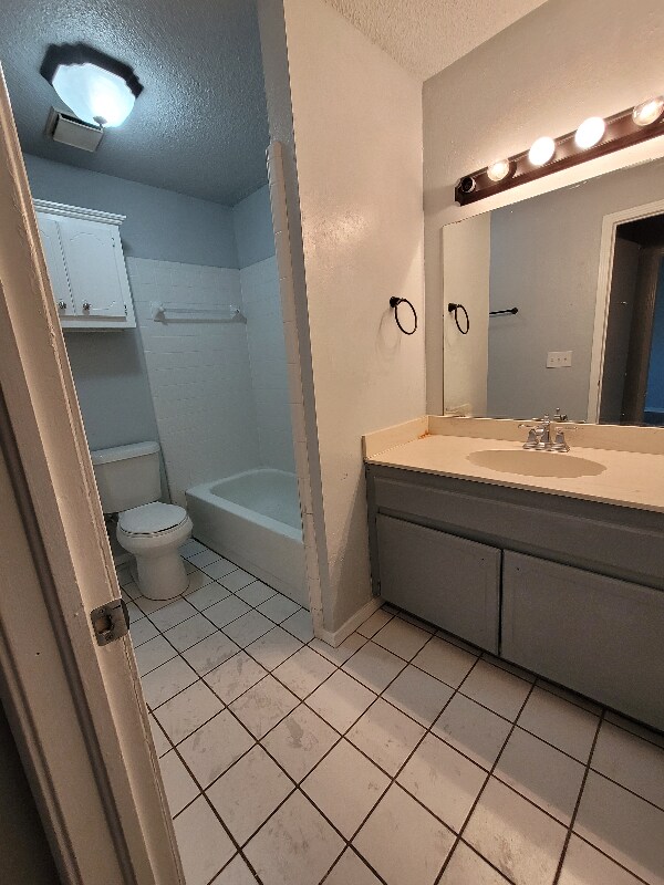 Building Photo - 132 Sonora