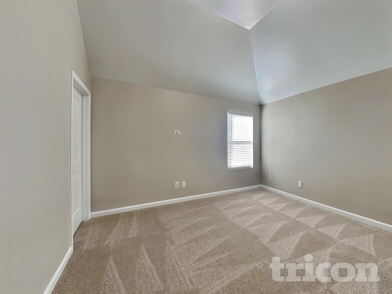 Building Photo - 1556 Culpepper Ln