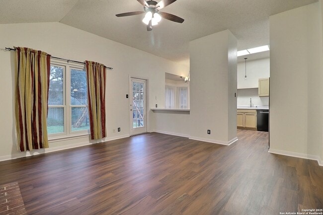 Building Photo - 8534 Timber Lodge