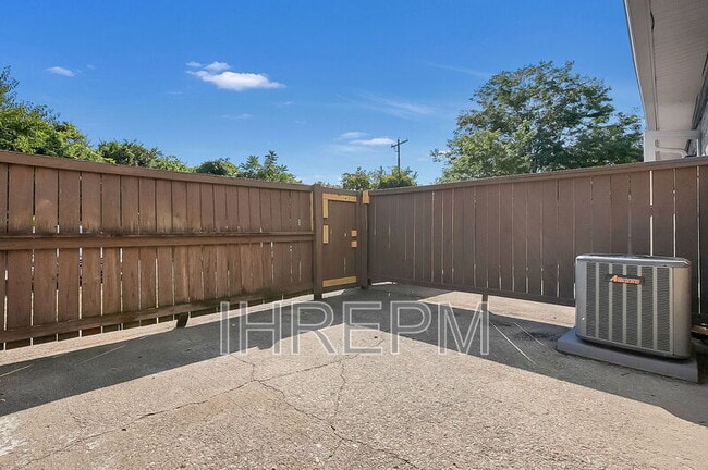 Building Photo - 3072 Morsetown Ct S