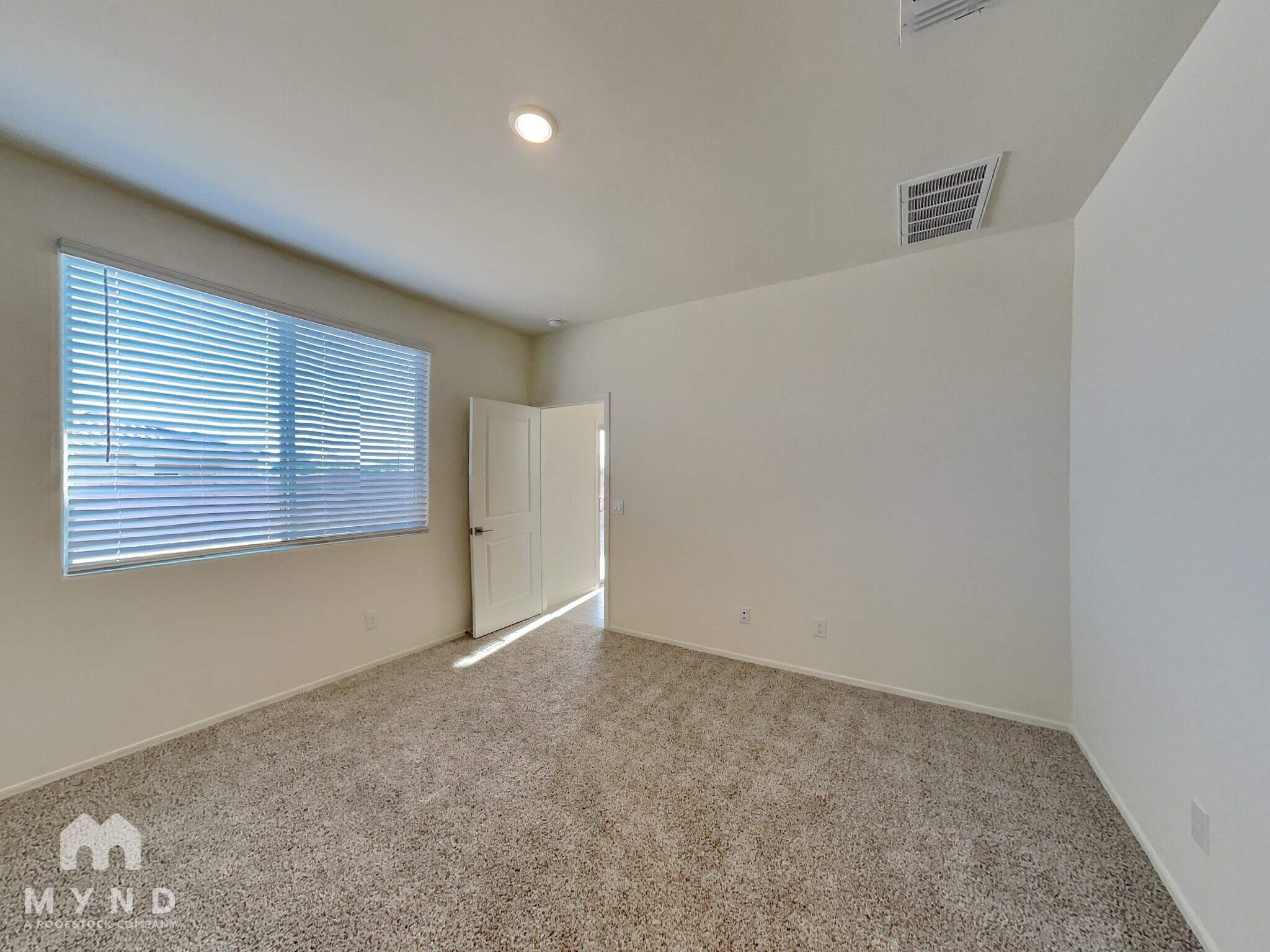 Building Photo - 11820 W Rancho Dr