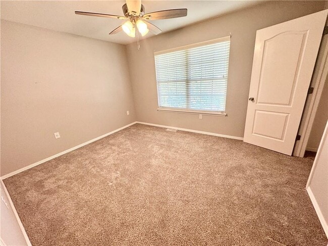 Building Photo - 1428 W Netherland Way