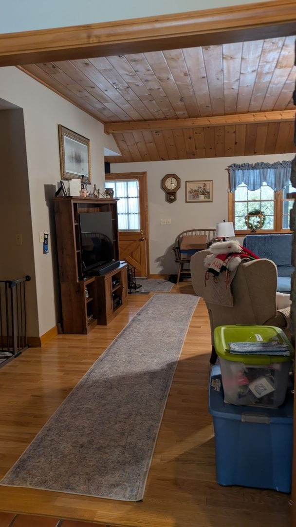 Building Photo - 421 Oakhill Ave