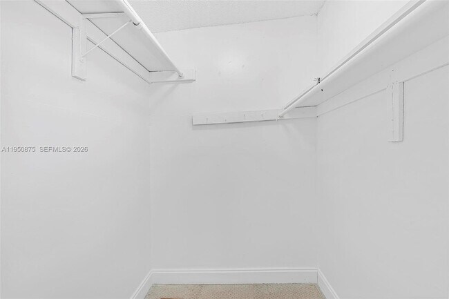 Building Photo - 2775 Taft St