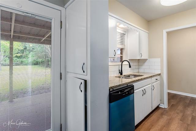 Building Photo - 11119 Woodmere Dr
