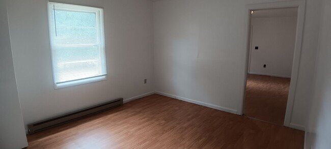 Building Photo - Christiansburg, 3 Bed / 1 Bath, Available ...