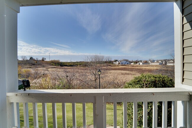 Building Photo - 1231 Silverstone Dr