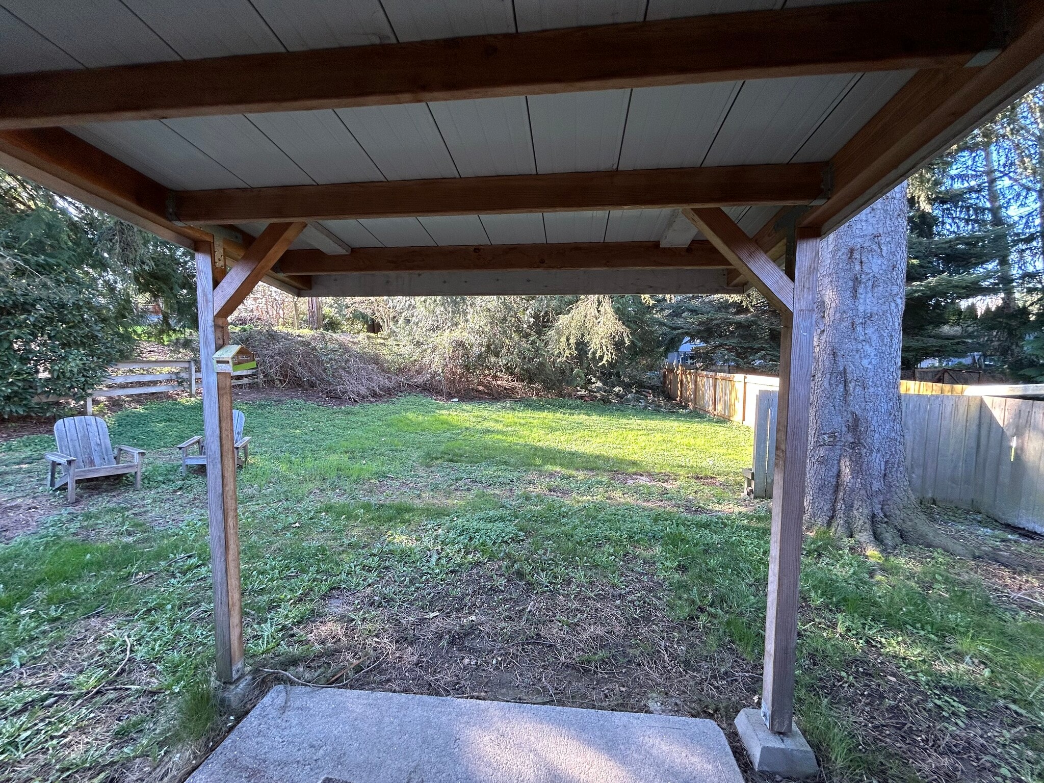 Building Photo - 1602 E Hazel Ave