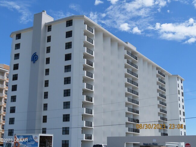 Building Photo - 1415 Ocean Shore Blvd