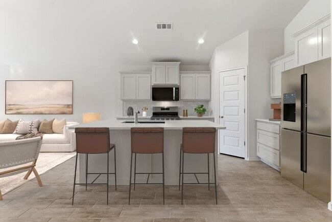 Building Photo - 4 Bedroom Home in Owasso – Open Floor Plan + Modern Finishes