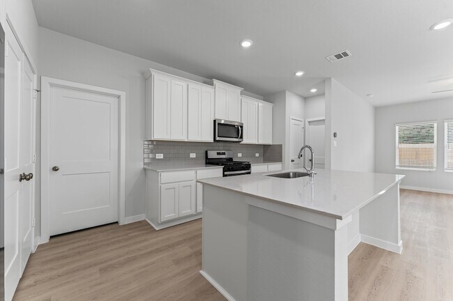 Building Photo - 259 Brazen Forest Trl