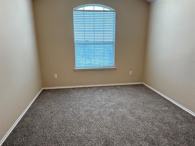 Building Photo - 1206 Rainer Dr