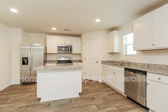 Building Photo - 134 Carriagebrook Cir
