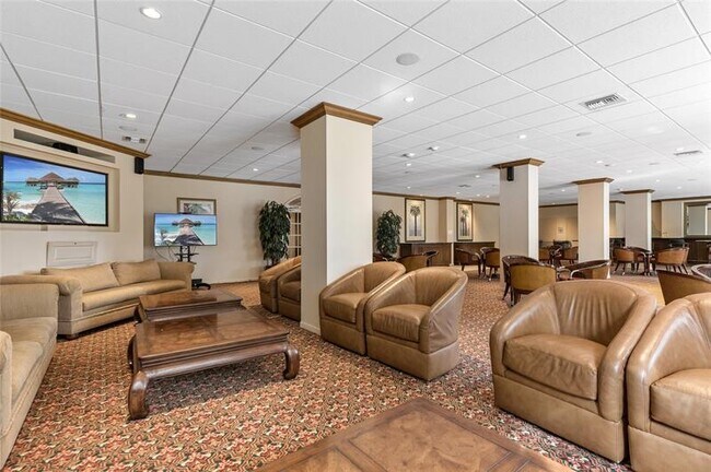 Building Photo - 5000 N Ocean Blvd