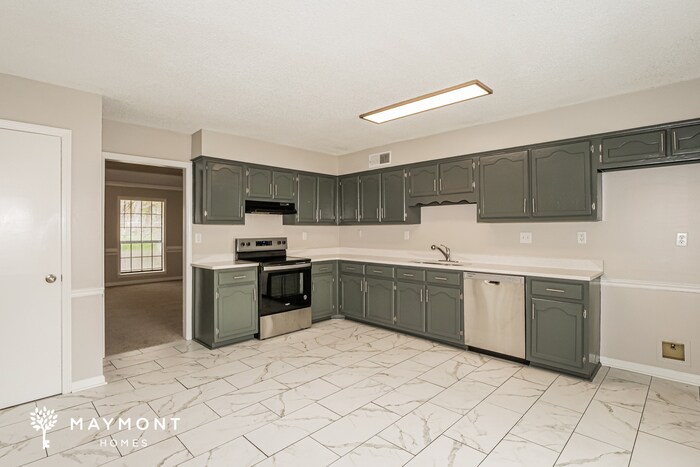 Building Photo - 3970 Almond Cove