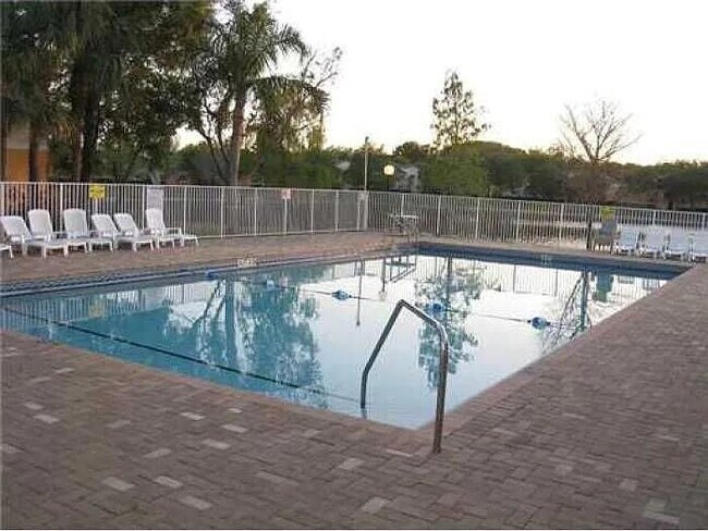 Building Photo - 3610 N 56th Ave