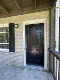 Building Photo - 207 Charleston Ave