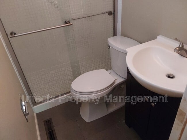 Building Photo - 1309 City Park Ave