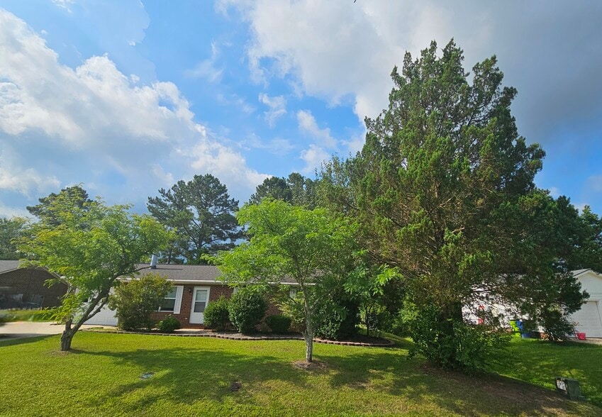 Front of house - 419 Rams Rd