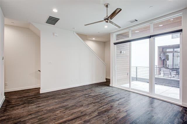 Building Photo - 2180 Bennett Ave