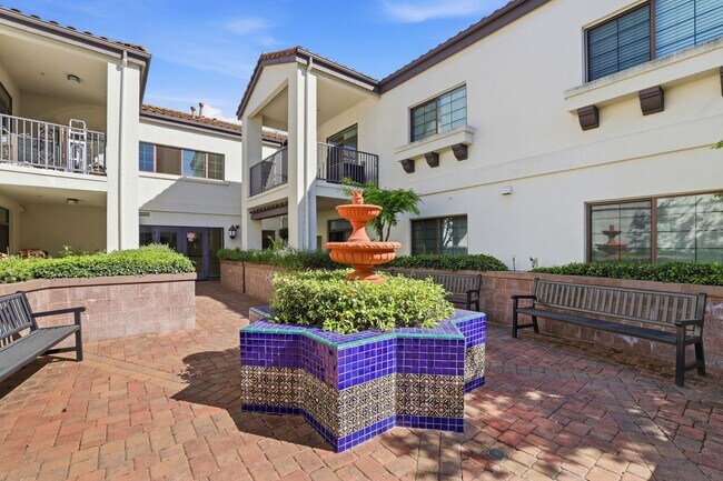 Building Photo - Availabe Now!