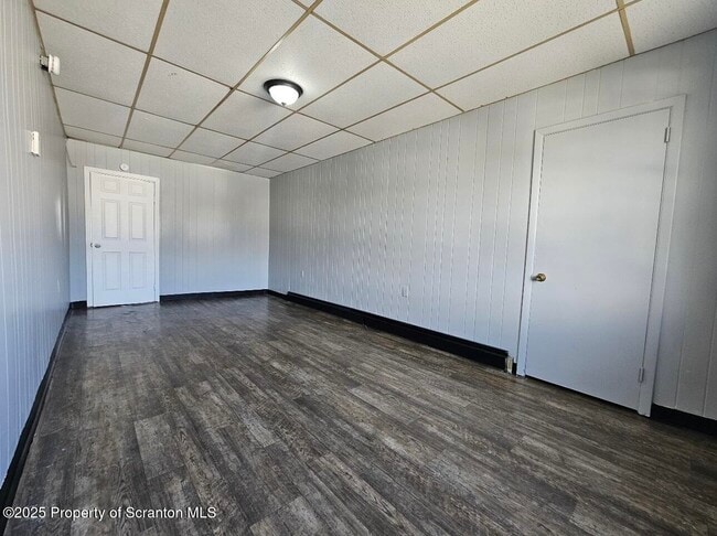 Building Photo - 202 Moosic Rd