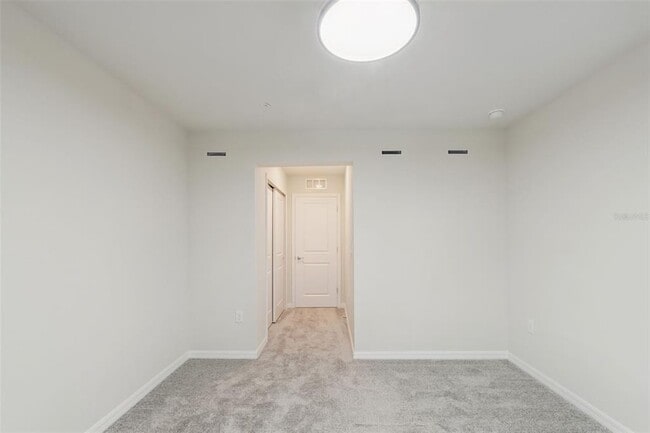 Building Photo - 3082 Emerald Acrs Ln