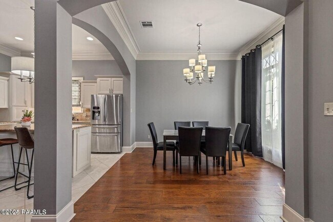 Building Photo - 216 Croft Row