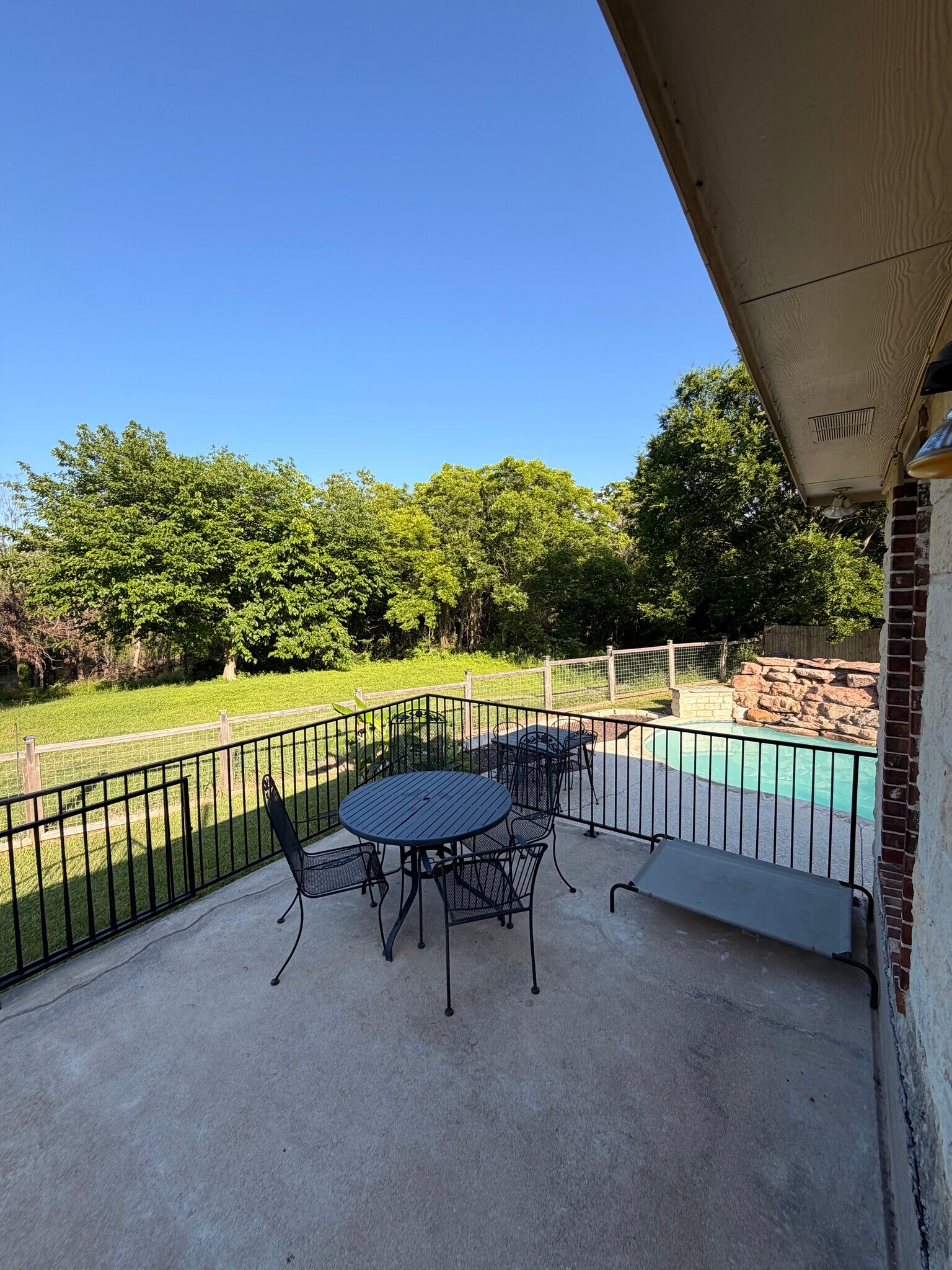 Building Photo - 1706 Red Rock Cv