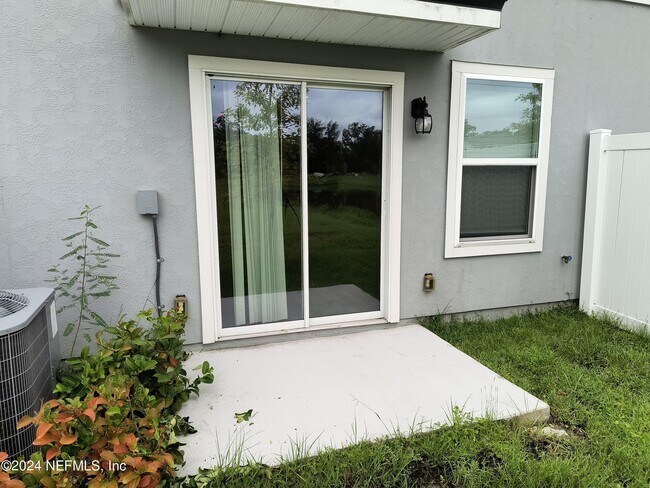 Building Photo - 3999 Bay Hawk Ct