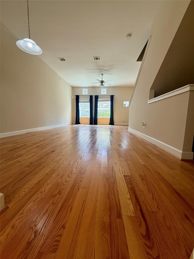 Building Photo - 8705 Bryam St