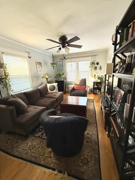 Building Photo - 428 N Cuyler Ave