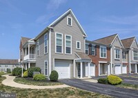 Building Photo - 705 Stag Ct