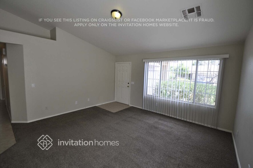 Building Photo - 14674 W Marcus Dr