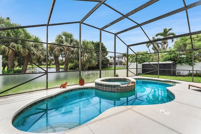 Building Photo - 7076 Middlebury Dr