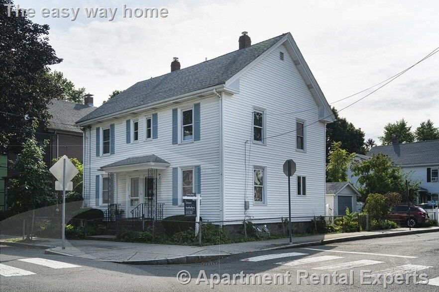 Building Photo - 128 Holworthy St
