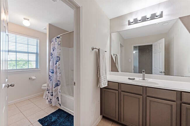 Building Photo - 9807 Opal Rock Dr