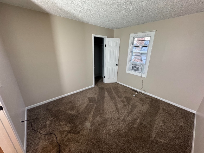 Building Photo - 30513 N Wilson Rd