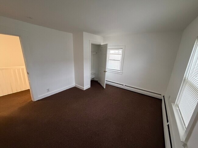 Building Photo - 149 Adams St