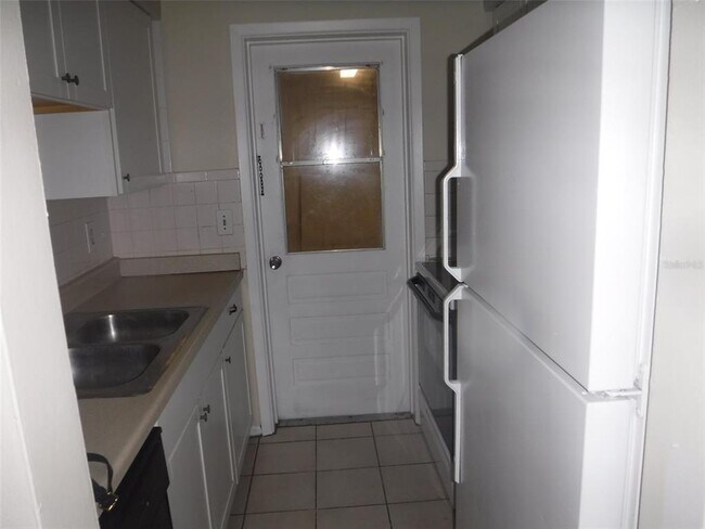 Building Photo - 5015 Allner St