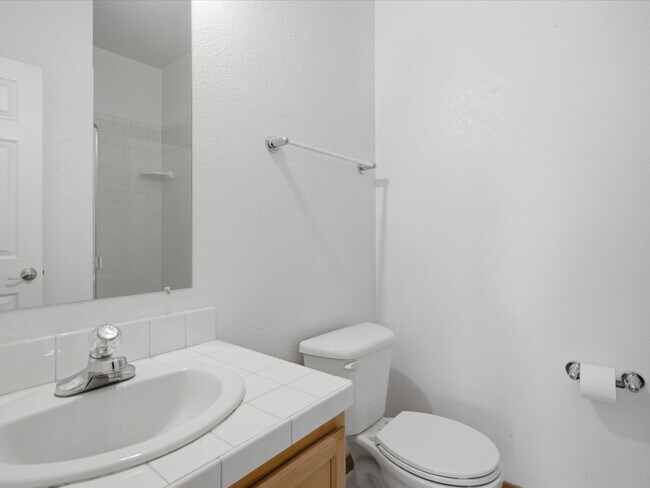 Building Photo - 117 Spruce Trail