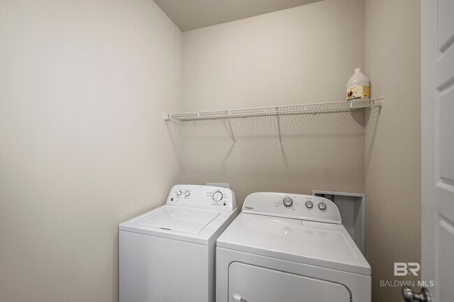 Building Photo - 7824 Barrington Ln